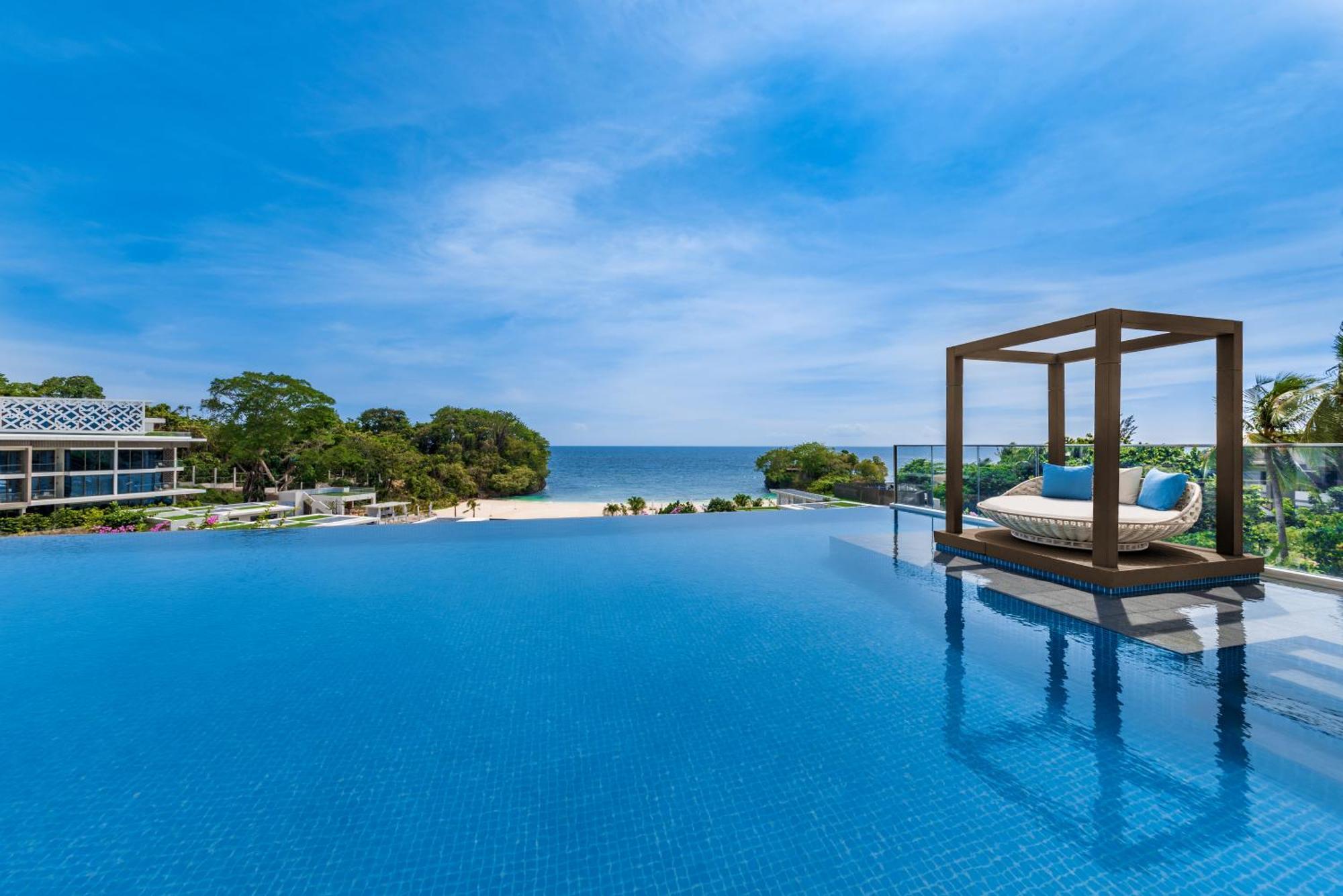 Crimson Resort And Spa Boracay Yapak Exterior photo