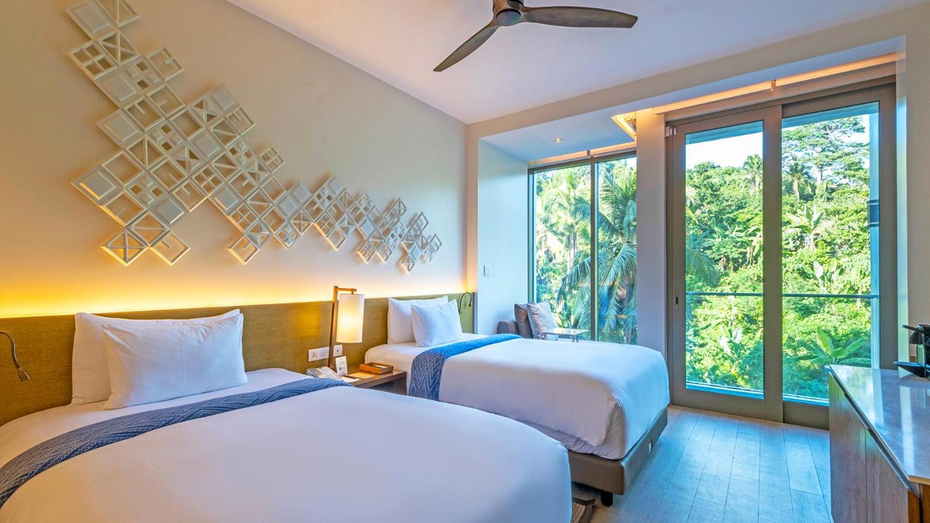 Crimson Resort And Spa Boracay Yapak Exterior photo